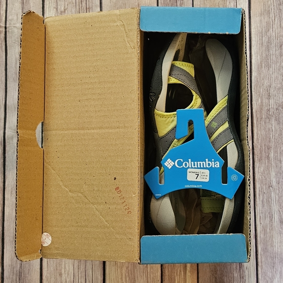 Columbia Women's Yellow and Gray Sandals - Picture 4 of 5